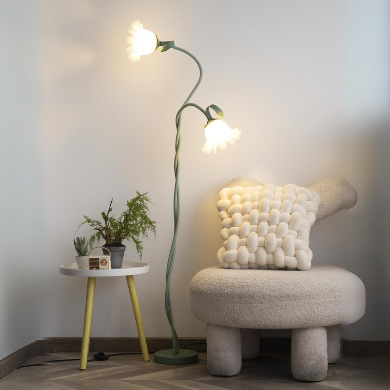 Floor Lamp for Home Office – Modern Elegant Lighting with Soft Glow Design