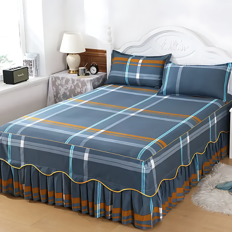 Luxury Bedding Set – Soft Ice Silk Comforter with Elegant Printed Design