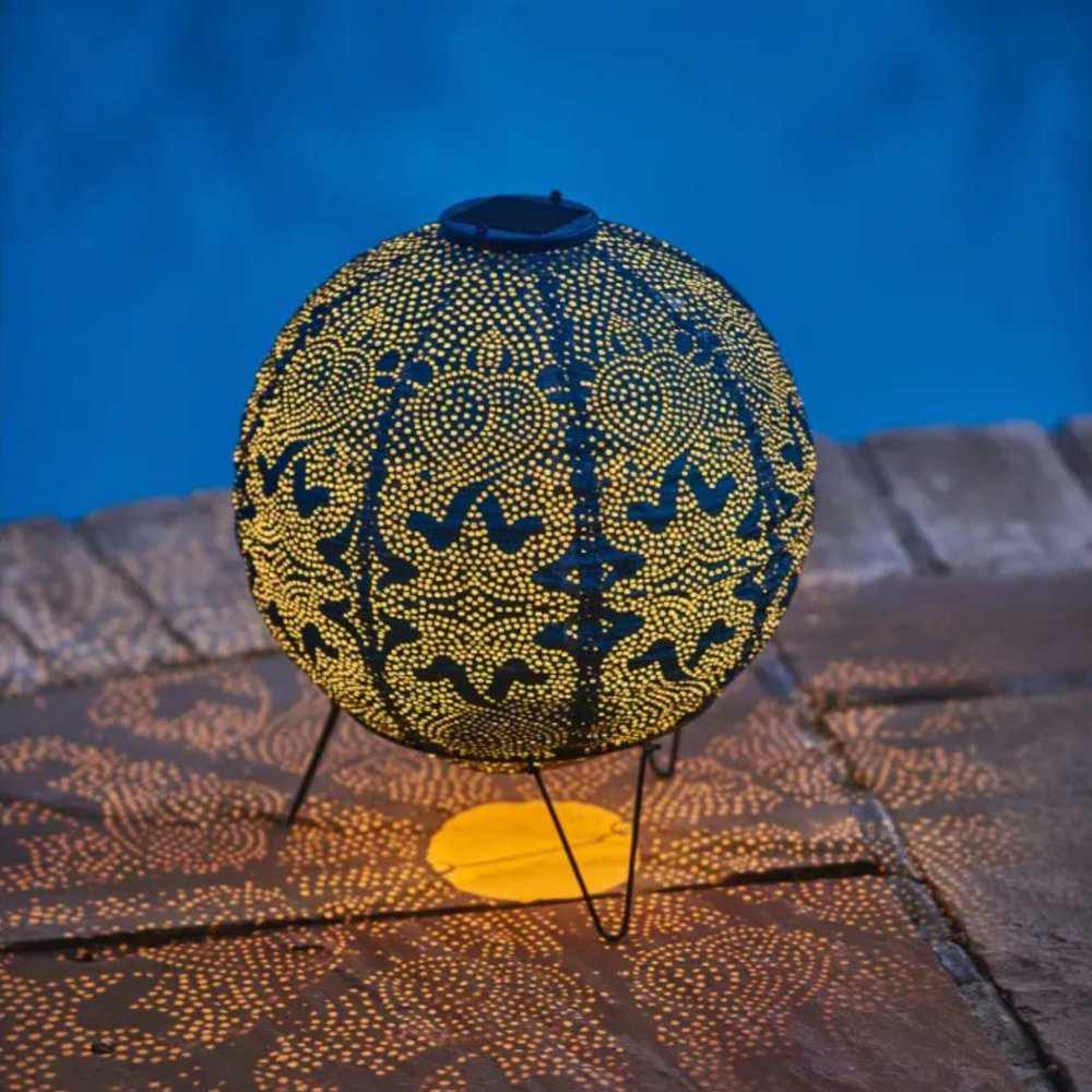 Solar Lanterns Outdoor Decor – Stylish Garden Lighting for Indoor & Outdoor Use