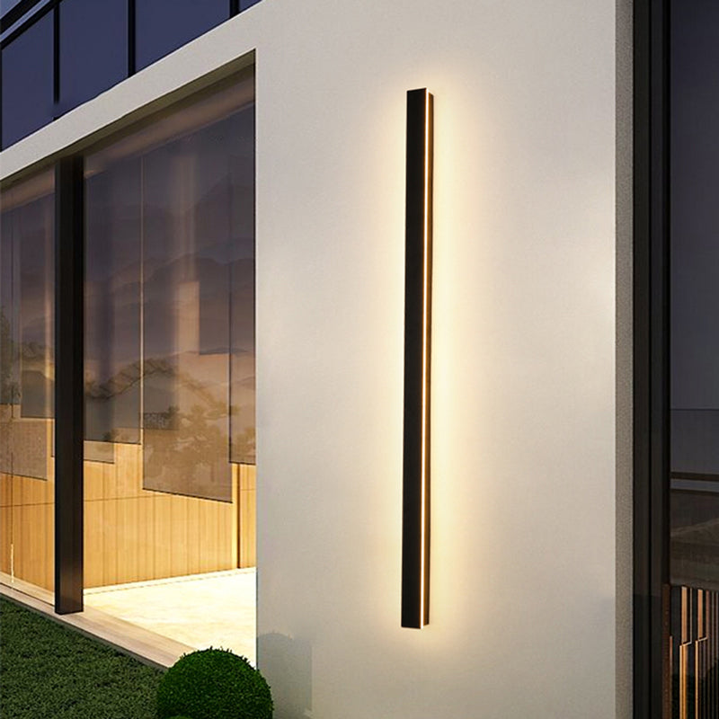 Outdoor Wall Light Fixture – Modern LED Garden Sconce for Energy Efficiency