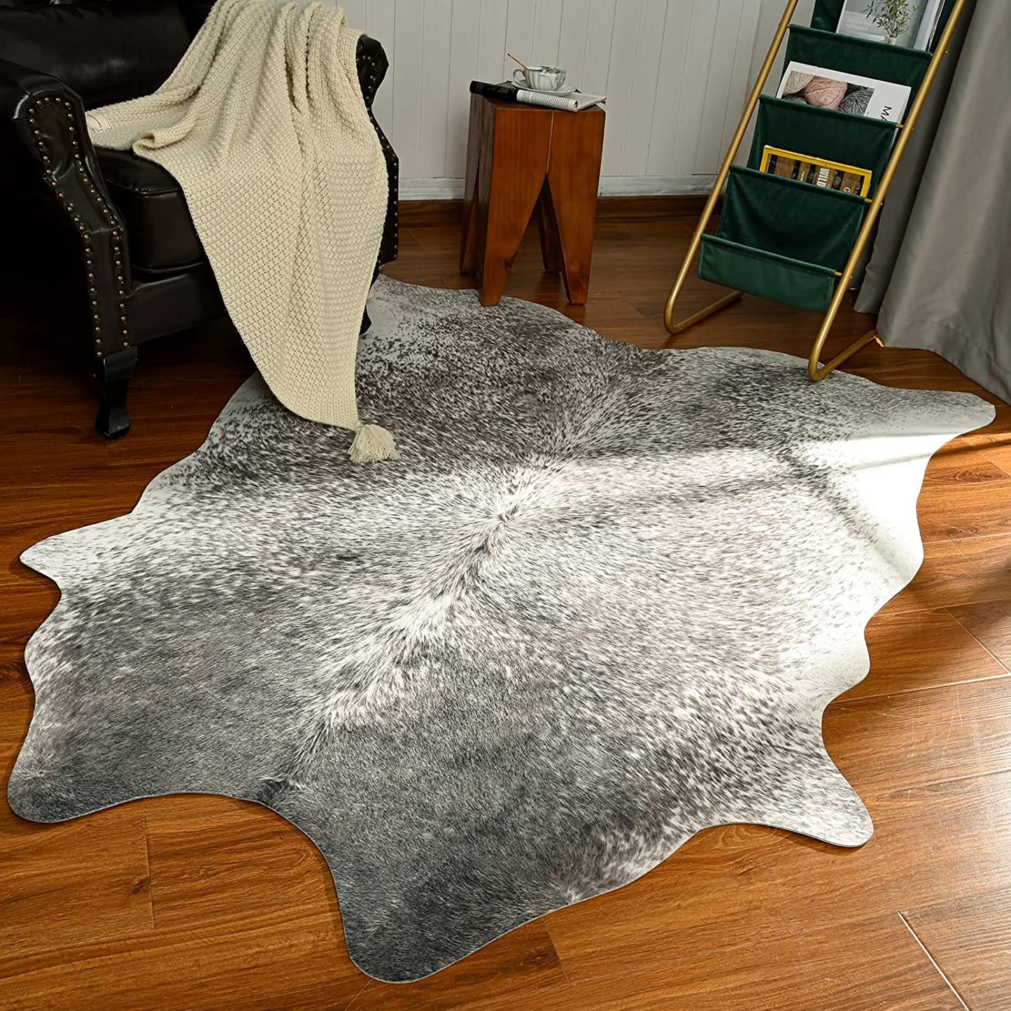 Faux Fur Area Rug – Soft Luxury Decorative Rug for Cozy Home Decor