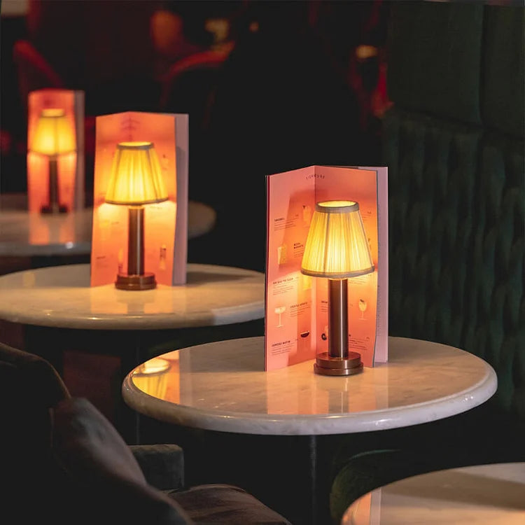 Modern Table Lamp – Elegant Office Lighting & Stylish Home Decor Accent