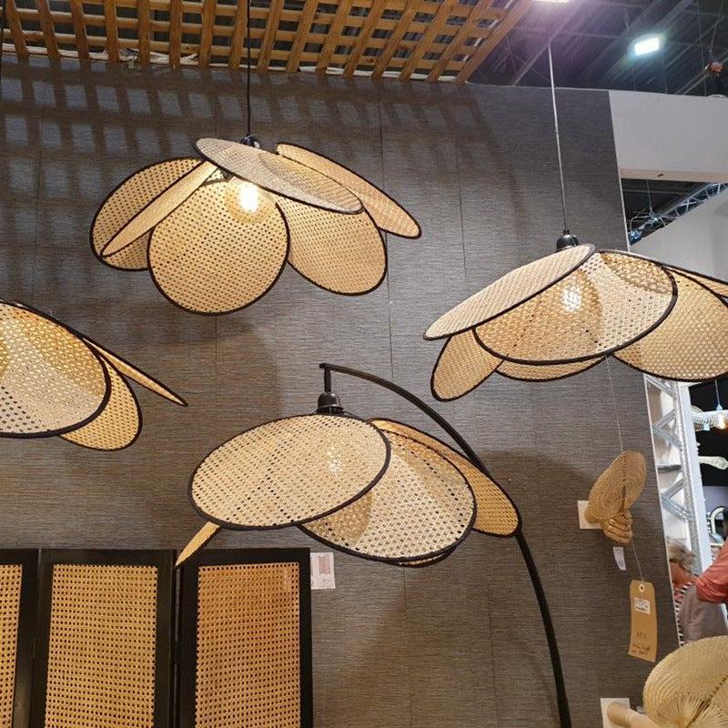 Rattan Floor Lamp – Stylish Woven Lighting for Home Decor & Ambiance