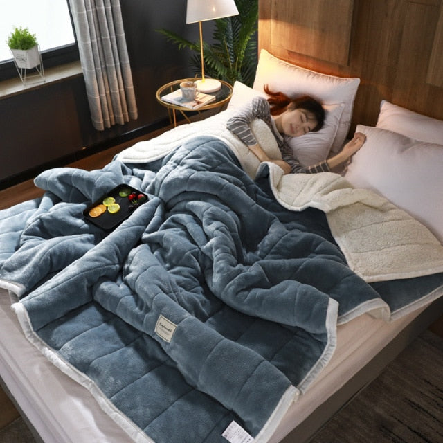 Cozy Reversible Blanket – Soft Throw for Home Office Comfort & Warmth