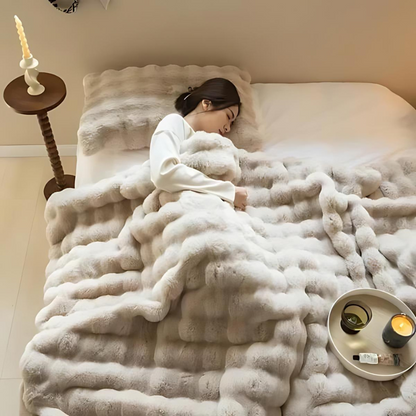 Faux Fur Blanket – Soft Double-Sided Throw for Cozy Home Office Comfort