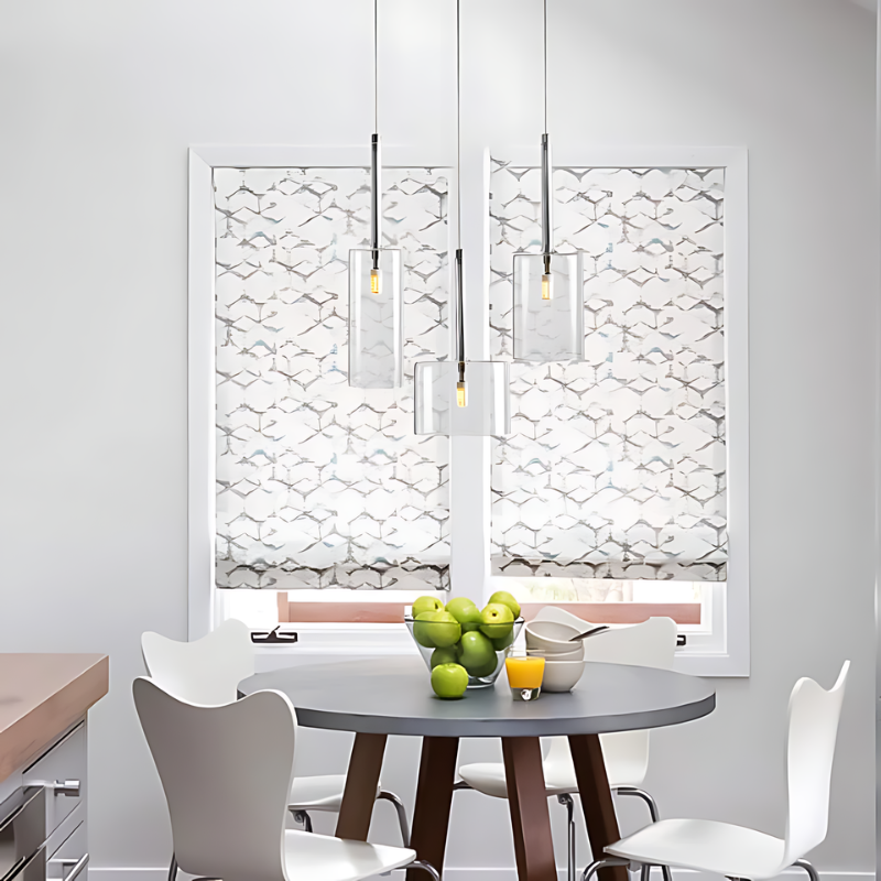 Elegant Glass Pendant Light for Dining Tables - Modern Home Decor