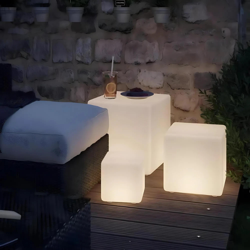 Cubic LED Garden Light with Remote Control for Elegant Outdoor Decor