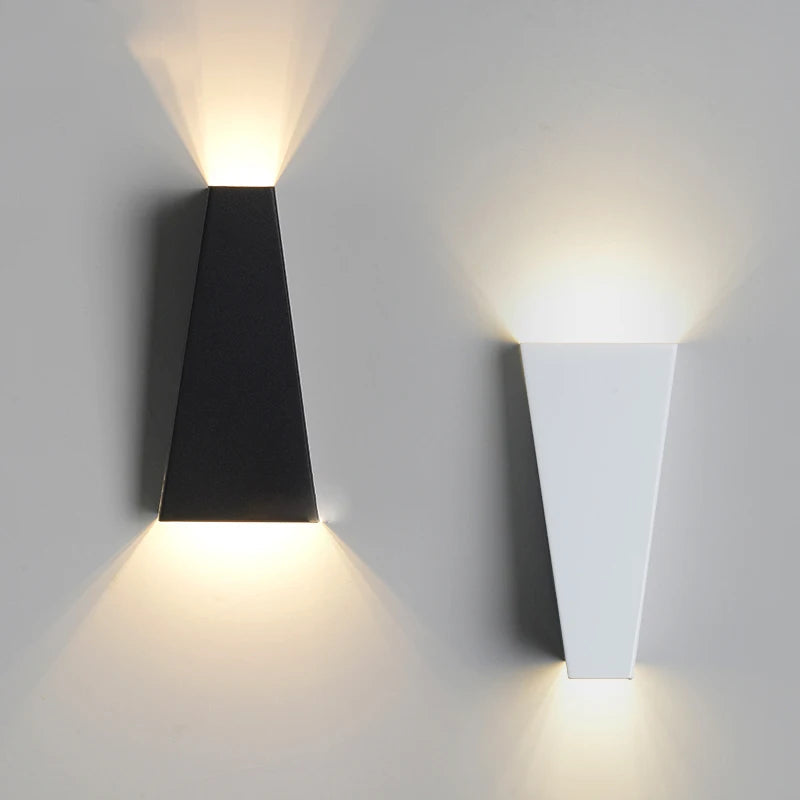 Contemporary Wall Lamp for Home and Office - Stylish Lighting Solution