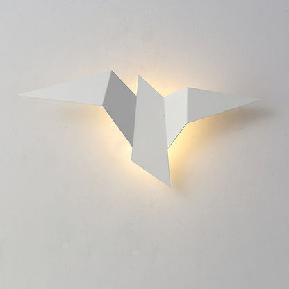 Iron Bird Wall Light for Home Decor - Creative Metal Design for Office Ambiance