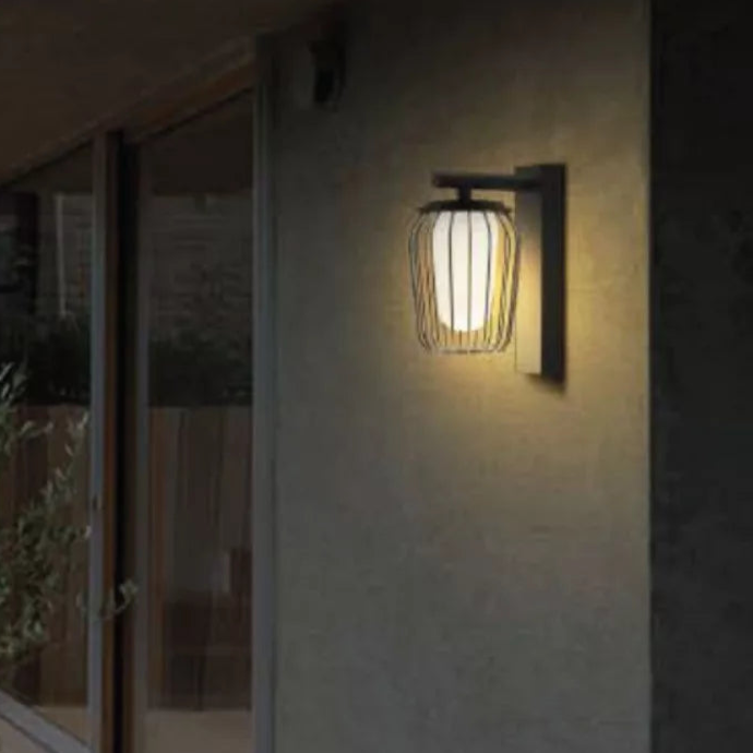 Aluminium Motion Sensor Outdoor Lamp for Home Security and Style