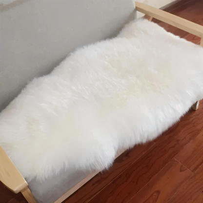 Ultra-Soft Faux Fur Rug for Cozy Home Decor and Comfort