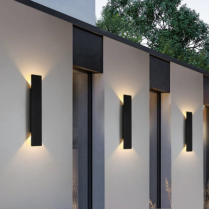 Outdoor Aluminium Wall Light Fixture for Home and Garden Illumination