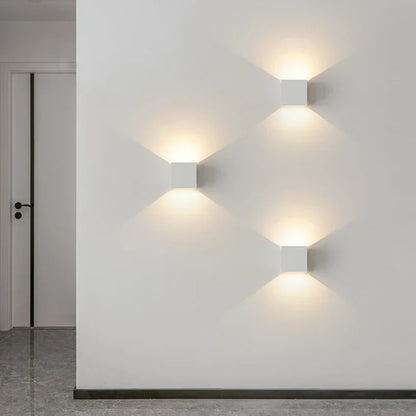 Modern Wall Lamp for Home Office Decor - Elegant Design for Stylish Spaces