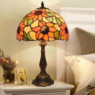 Tiffany Style Table Lamp for Home Decor – Elegant Stained Glass Lighting