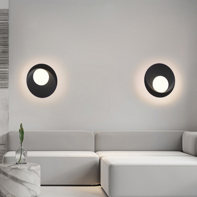 Wall Lamp for Indoor and Outdoor Use - Stylish, Versatile Lighting Solution