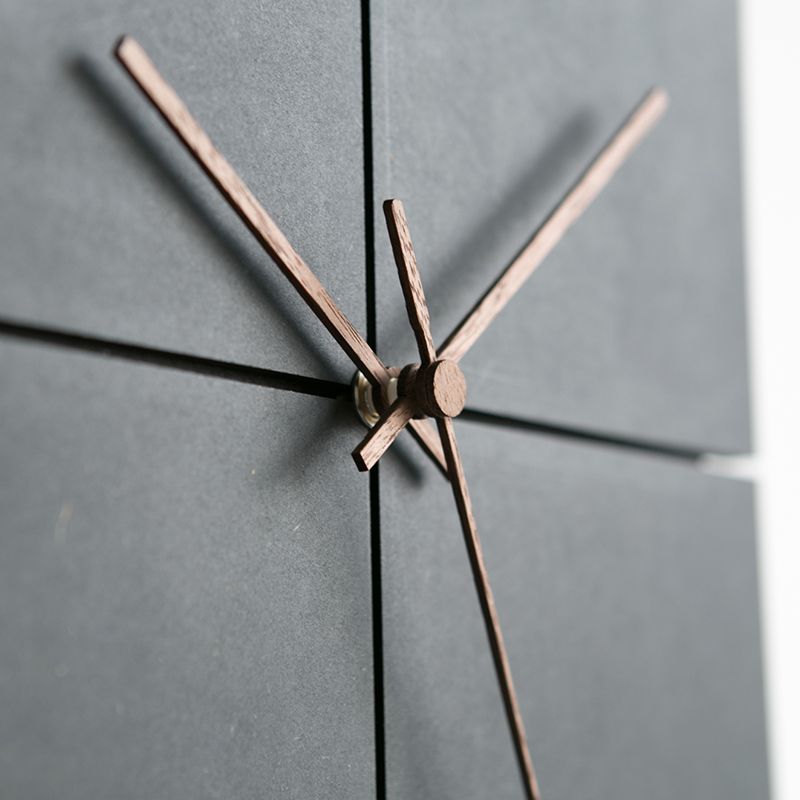 Concrete Wall Clock for Modern Home and Office Decor - Stylish Timepiece