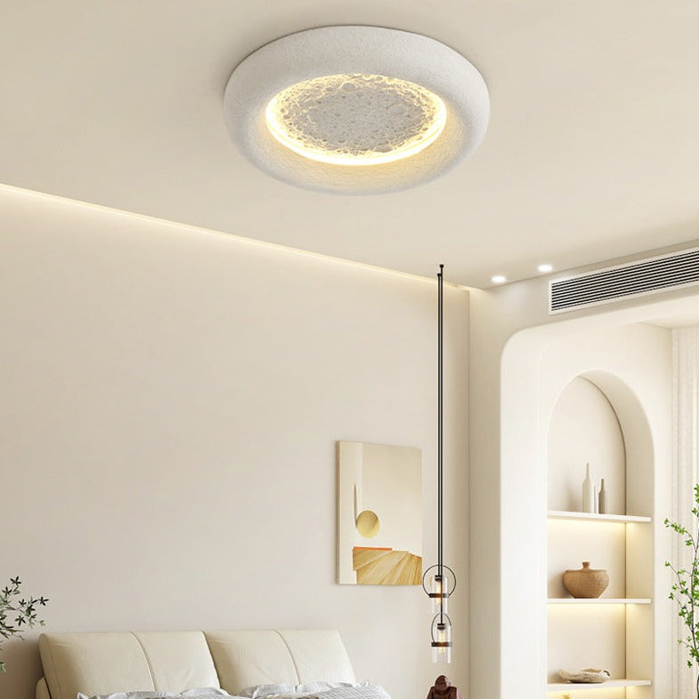 Elegant Round Resin Wall Lamp for Home Decor and Ambient Lighting