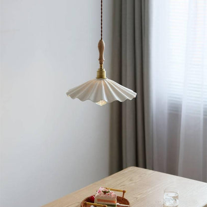 Ceramic Pendant Light for Kitchen Islands - Elegant Home Lighting Solution