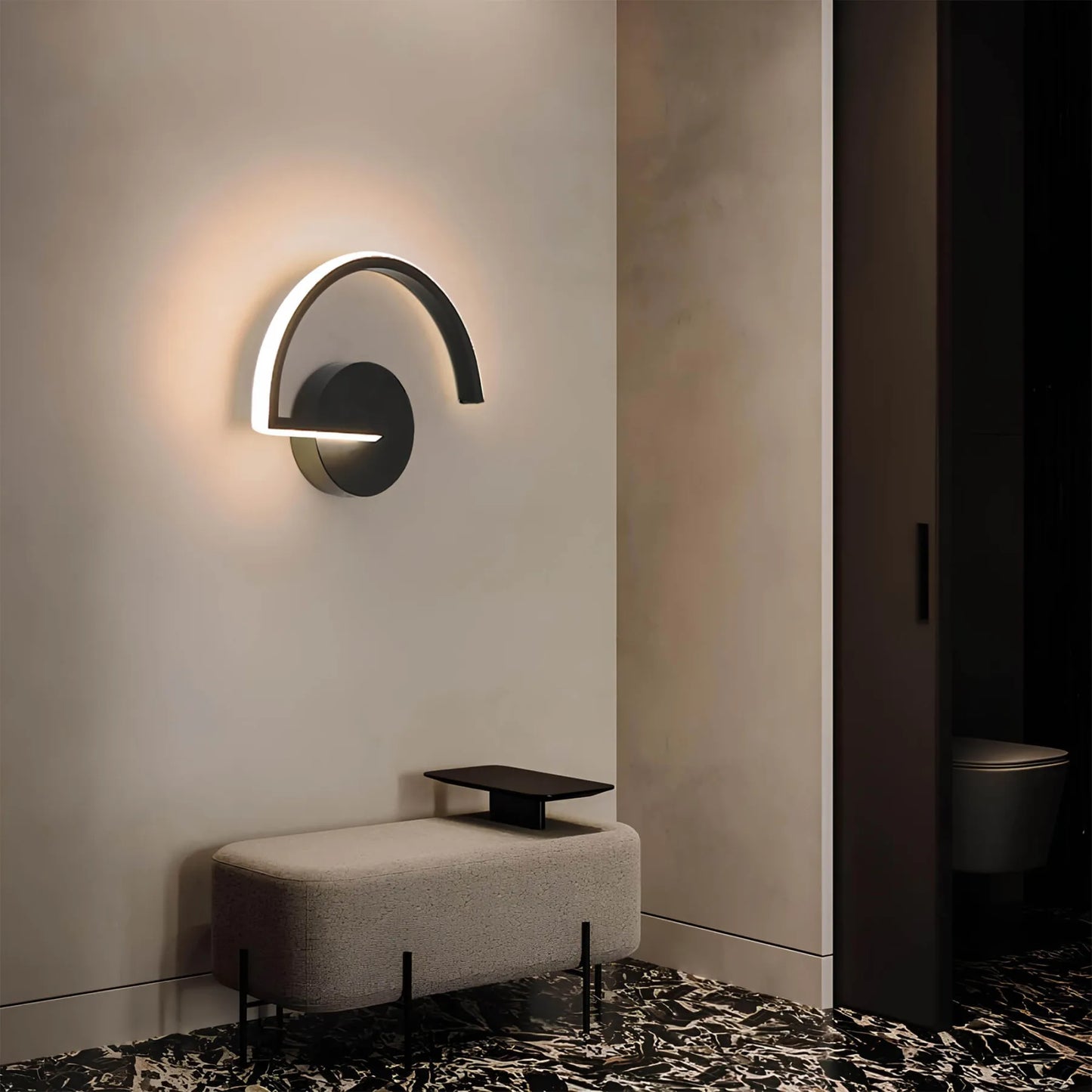 Modern Wall Light for Home and Office - Elegant Design for Stylish Atmosphere