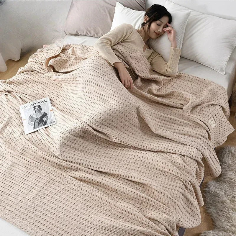 Cozy Blanket for Indoor Outdoor Use - Soft, Warm, Versatile Comfort