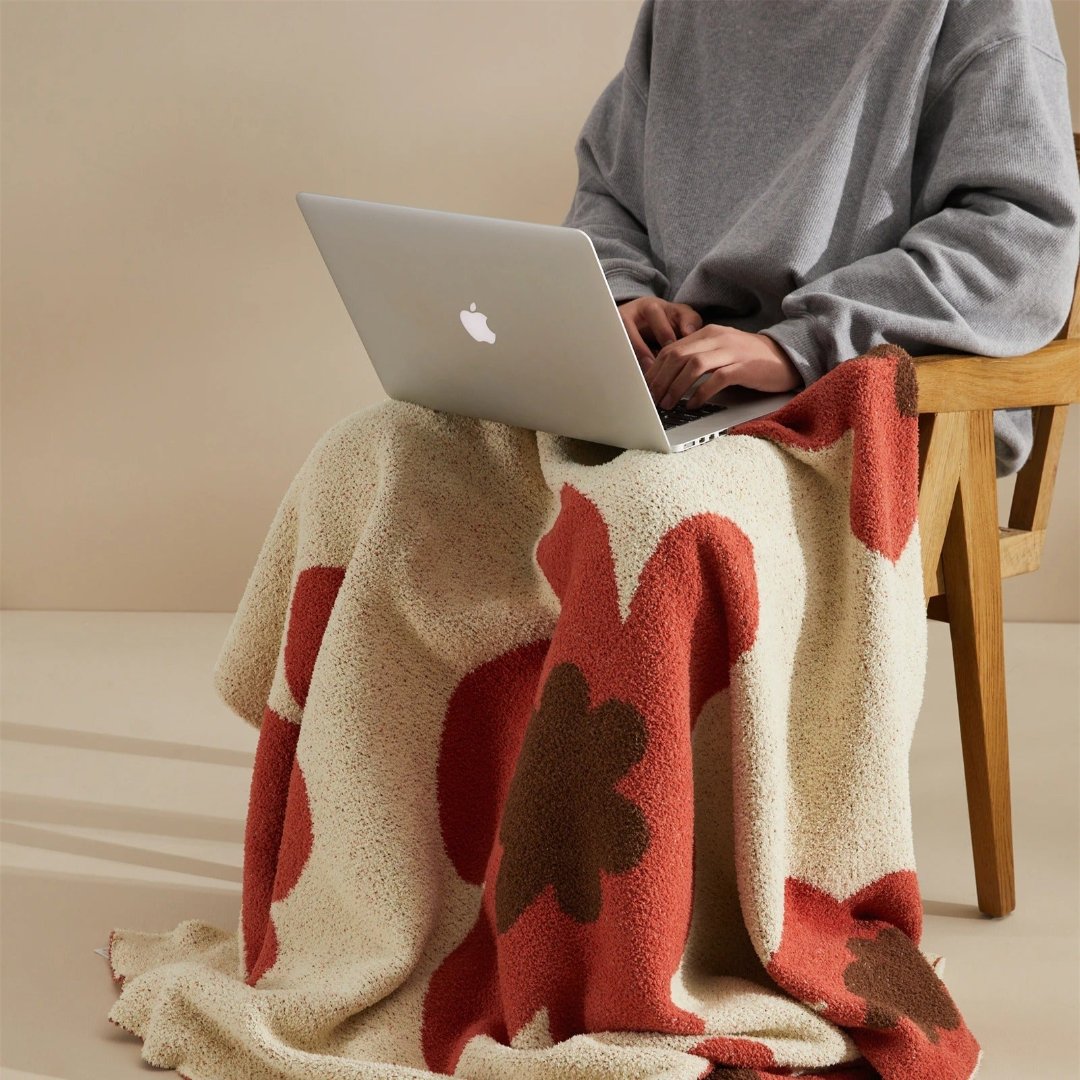 Floral Soft Blanket for Cozy Comfort at Home or Office