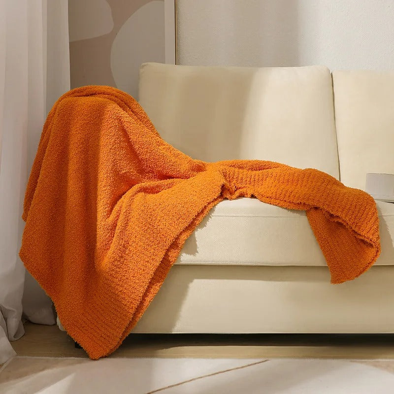 Plush Velvet Blanket for All Seasons - Soft, Cozy, and Stylish Home Essential