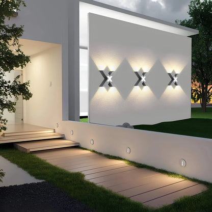 Outdoor Wall Light for Modern Homes - Stylish Illumination Fixture