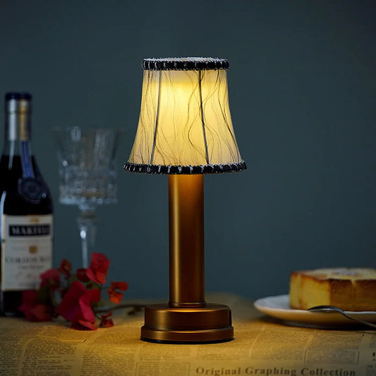 Modern Table Lamp – Elegant Office Lighting & Stylish Home Decor Accent