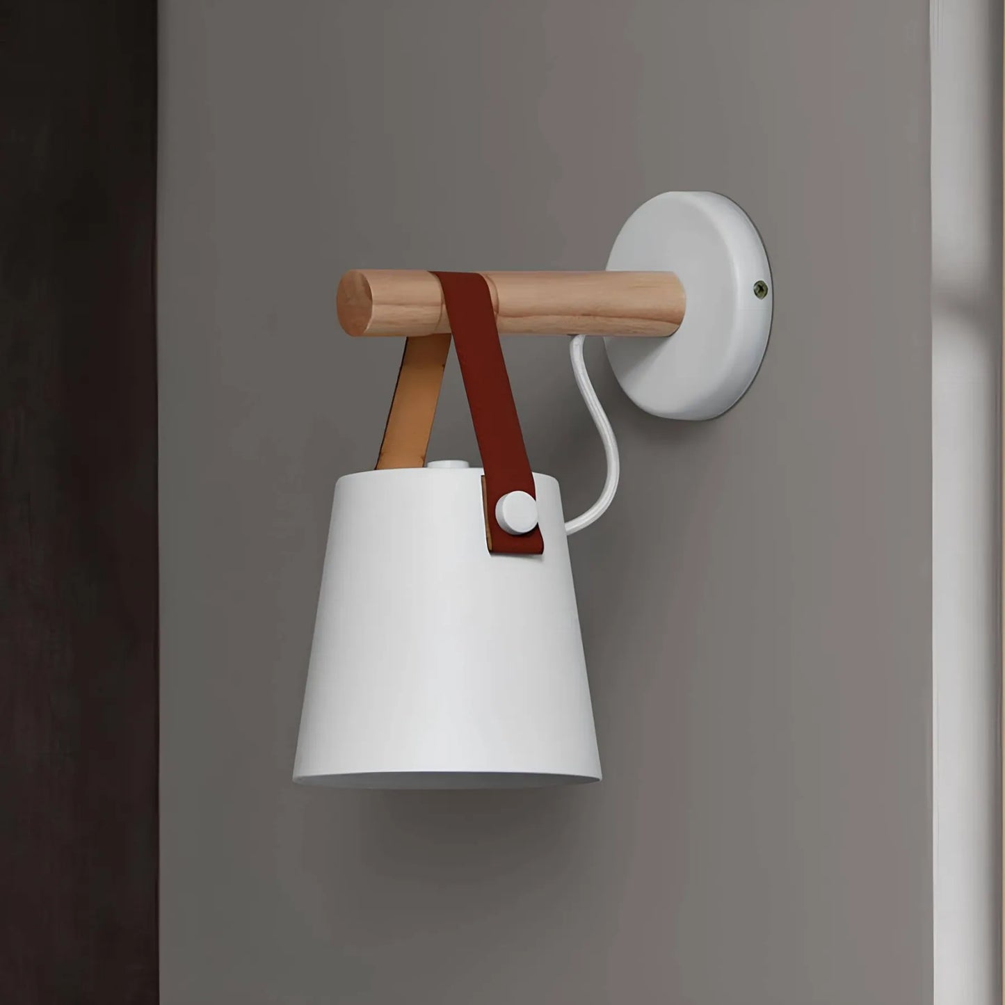 Scandinavian Wall Light for Home and Office – Elegant Design, Warm Glow