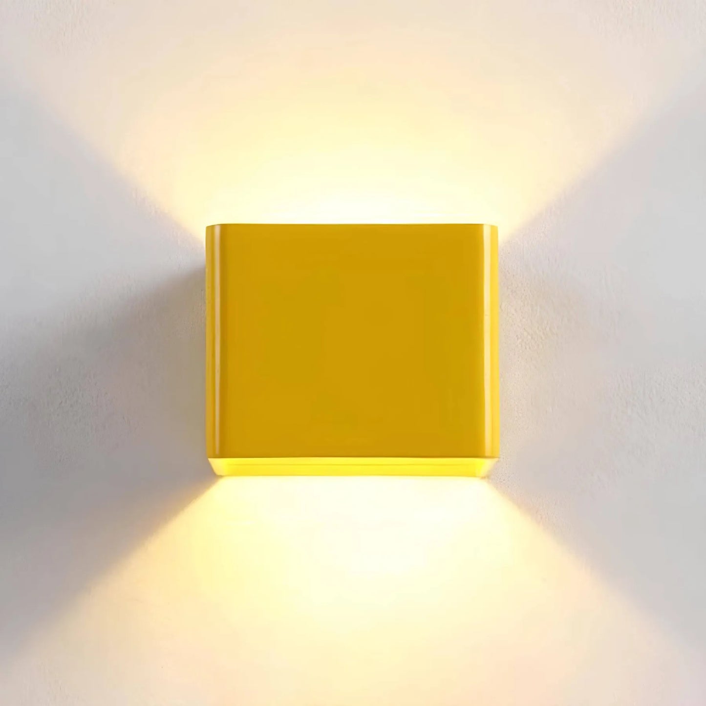 Modern Wall Light for Home and Office - Elegant Design for Stylish Ambience